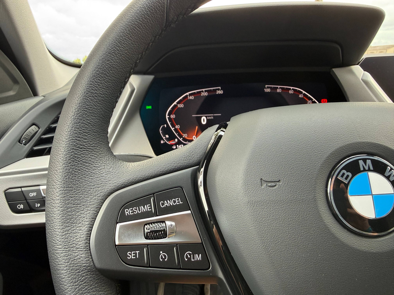 BMW 118 Parkassist voor/achter+Camera,Navigatie,automaat,Privacy glas,Alulunium 19' velgen,Cruiscontrol,NIEUWE STAAT — photo 10