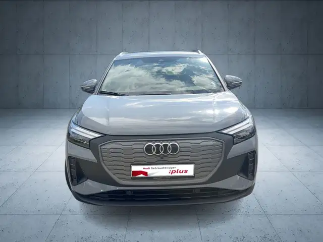 Audi Q4 E-Tron view 8