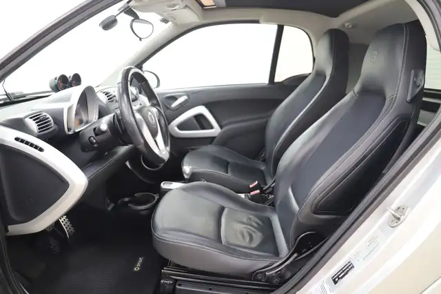 Smart Fortwo view 9