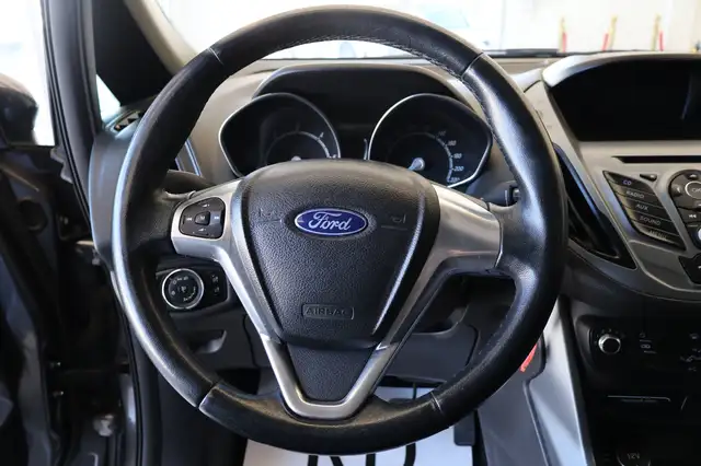 Ford B-Max view 14