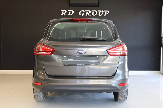 Ford B-Max view 5