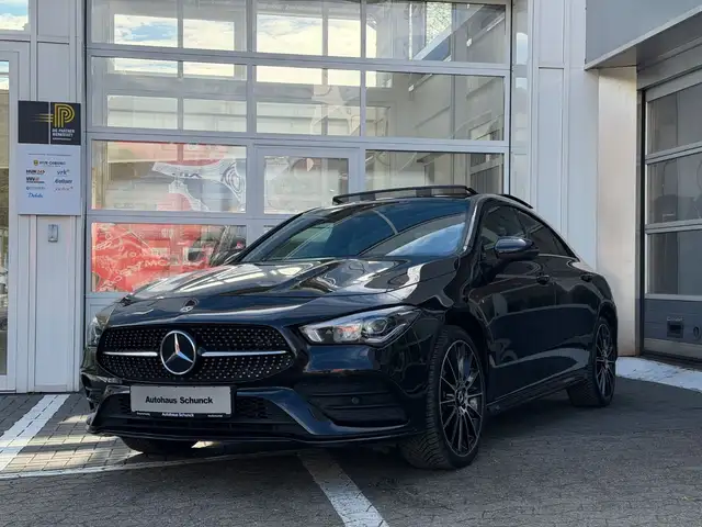 Mercedes-Benz CLA 250 e AMG LINE EDITION/LED/PANO/BURMESTER/CAM