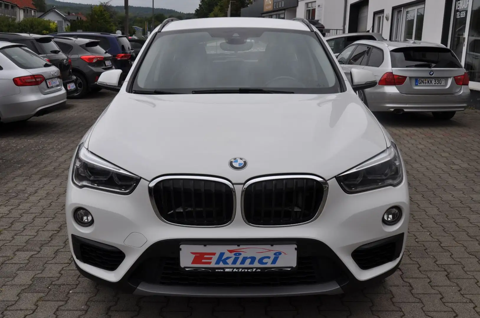 BMW X1 Baureihe X1 xDrive 20 i Advantage Blanc - 2