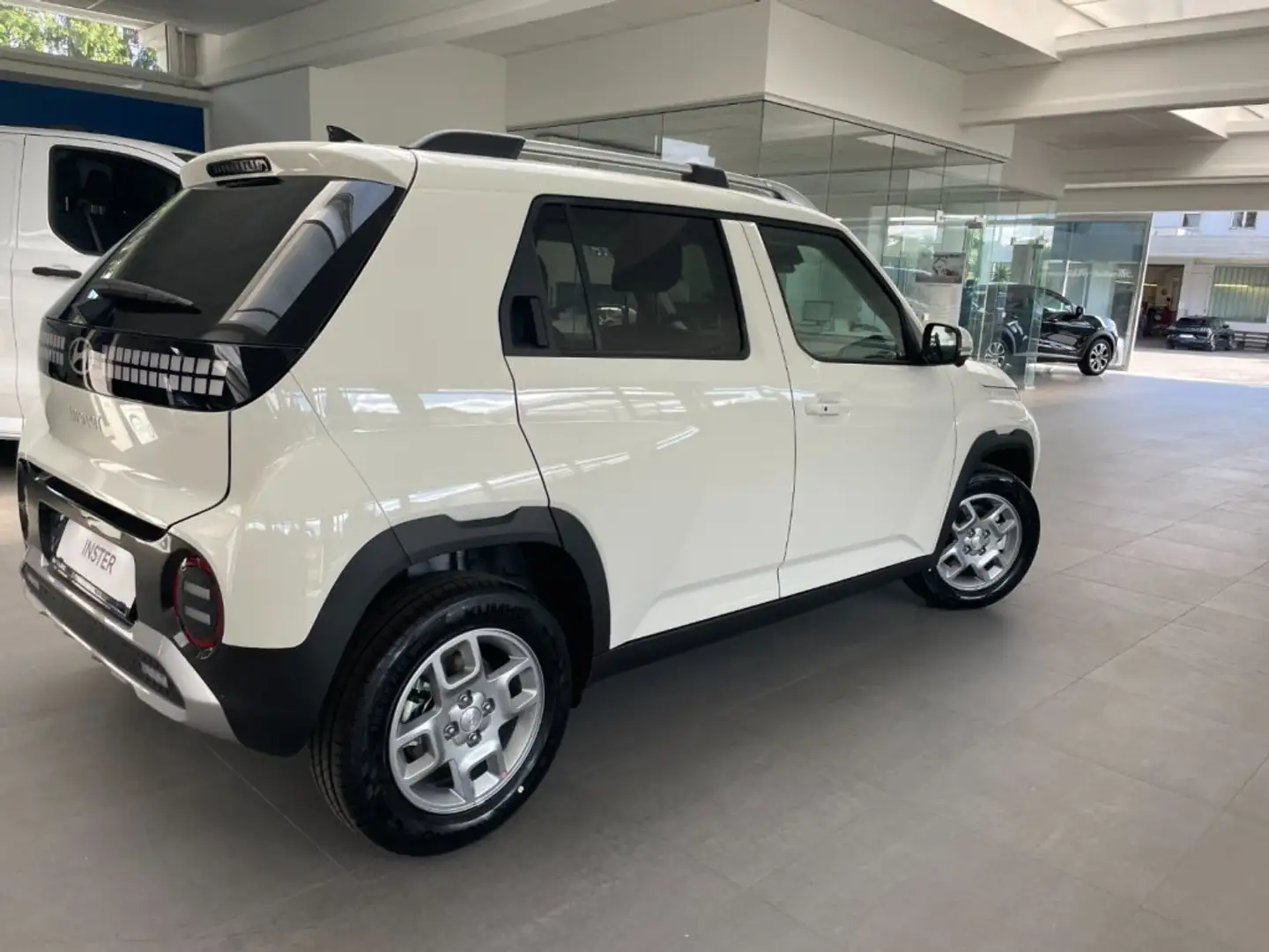 Hyundai Inster 42kWh Trend Line Weiß - 2
