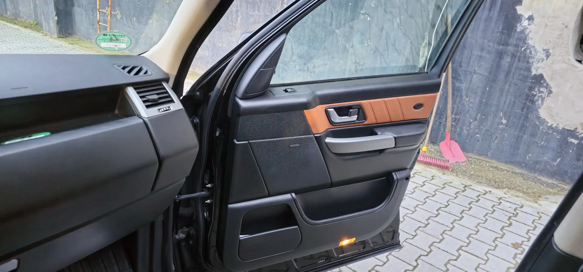 Land Rover Range Rover Sport V8 TD HSE Schwarz - 2