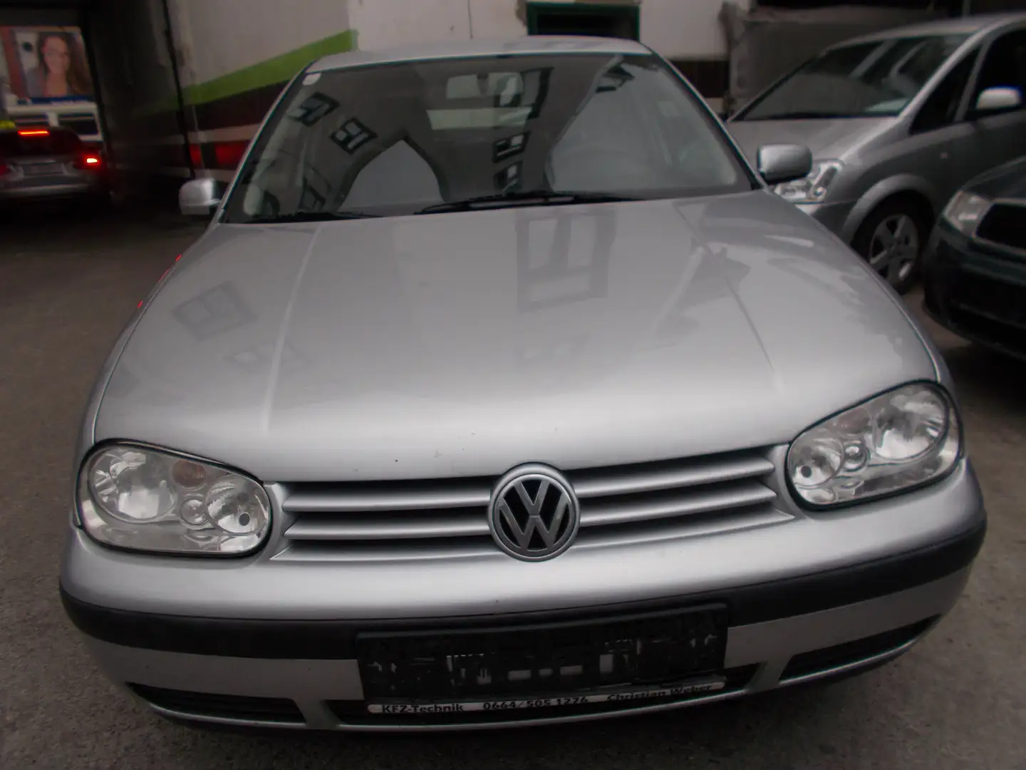 Volkswagen Golf Comfortline TDI Plateado - 1