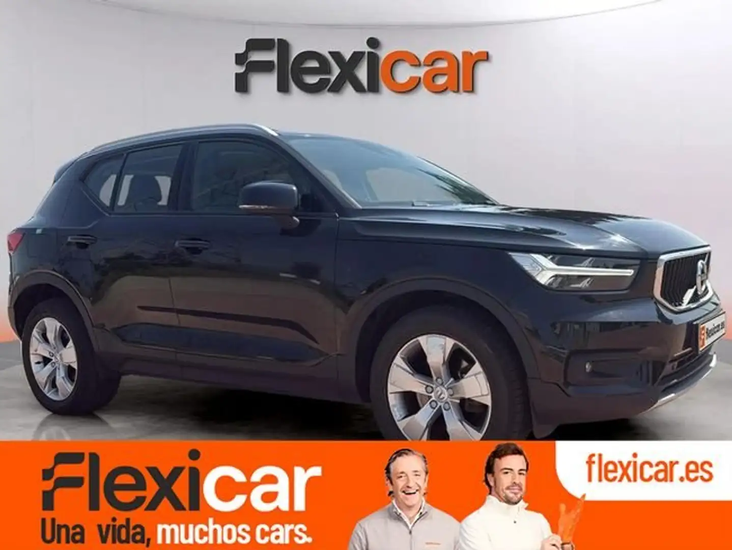 Volvo XC40 2.0 B3 G Momentum Pro Auto Zwart - 1