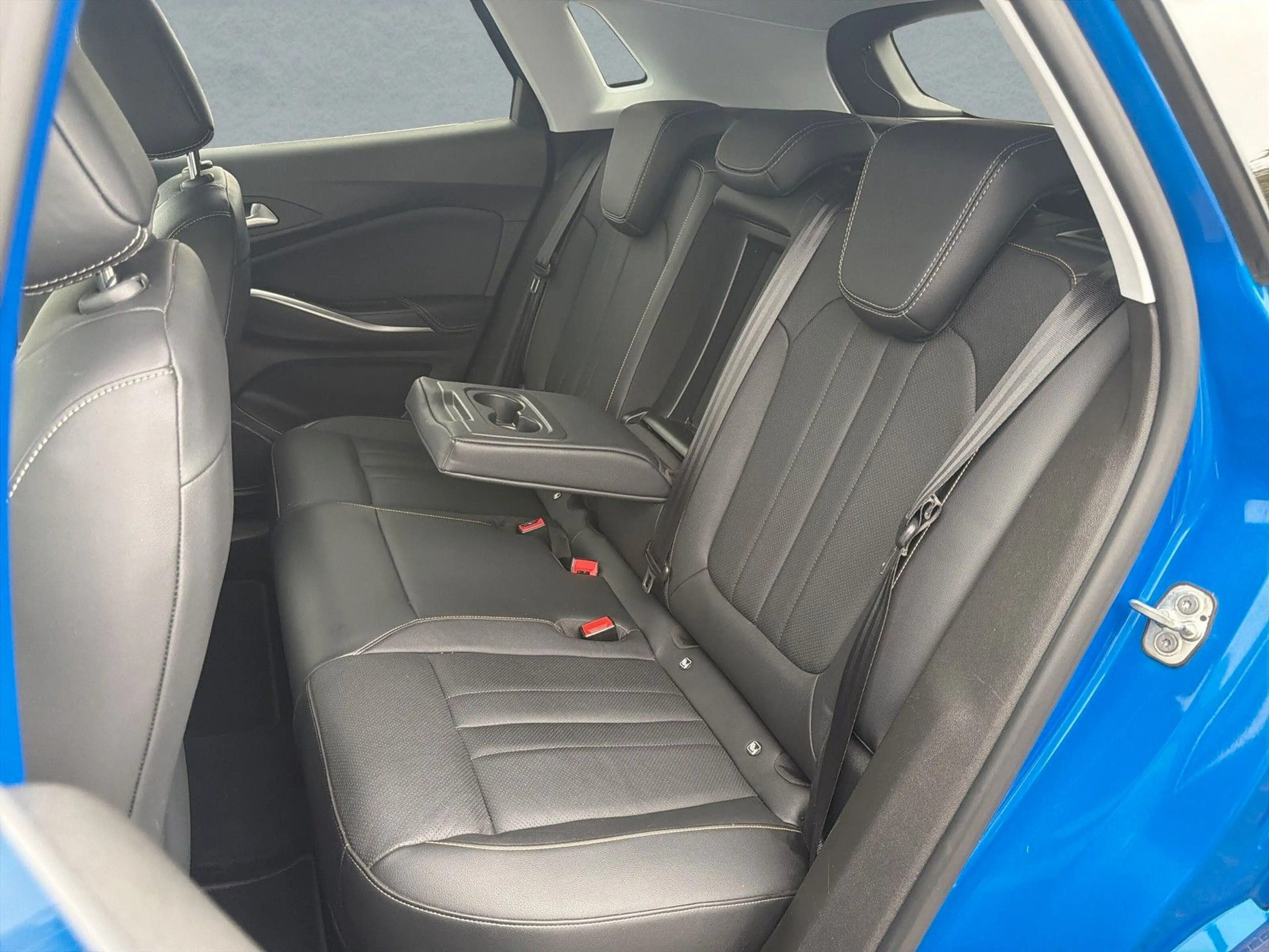 Opel Grandland X Grandland Ultimate PHEV — photo 12
