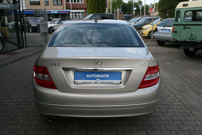 Mercedes-Benz C 250 Elegance Automatic CGI BlueEfficiency,Navi — photo 19