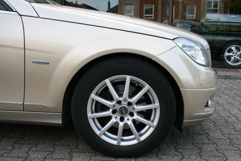 Mercedes-Benz C 250 Elegance Automatic CGI BlueEfficiency,Navi — photo 24