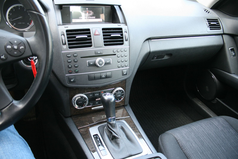 Mercedes-Benz C 250 Elegance Automatic CGI BlueEfficiency,Navi — photo 8