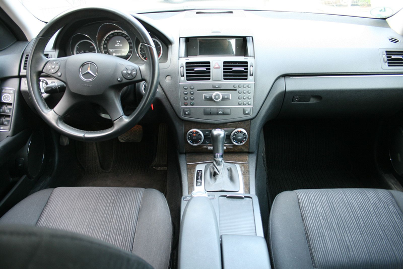 Mercedes-Benz C 250 Elegance Automatic CGI BlueEfficiency,Navi — photo 10