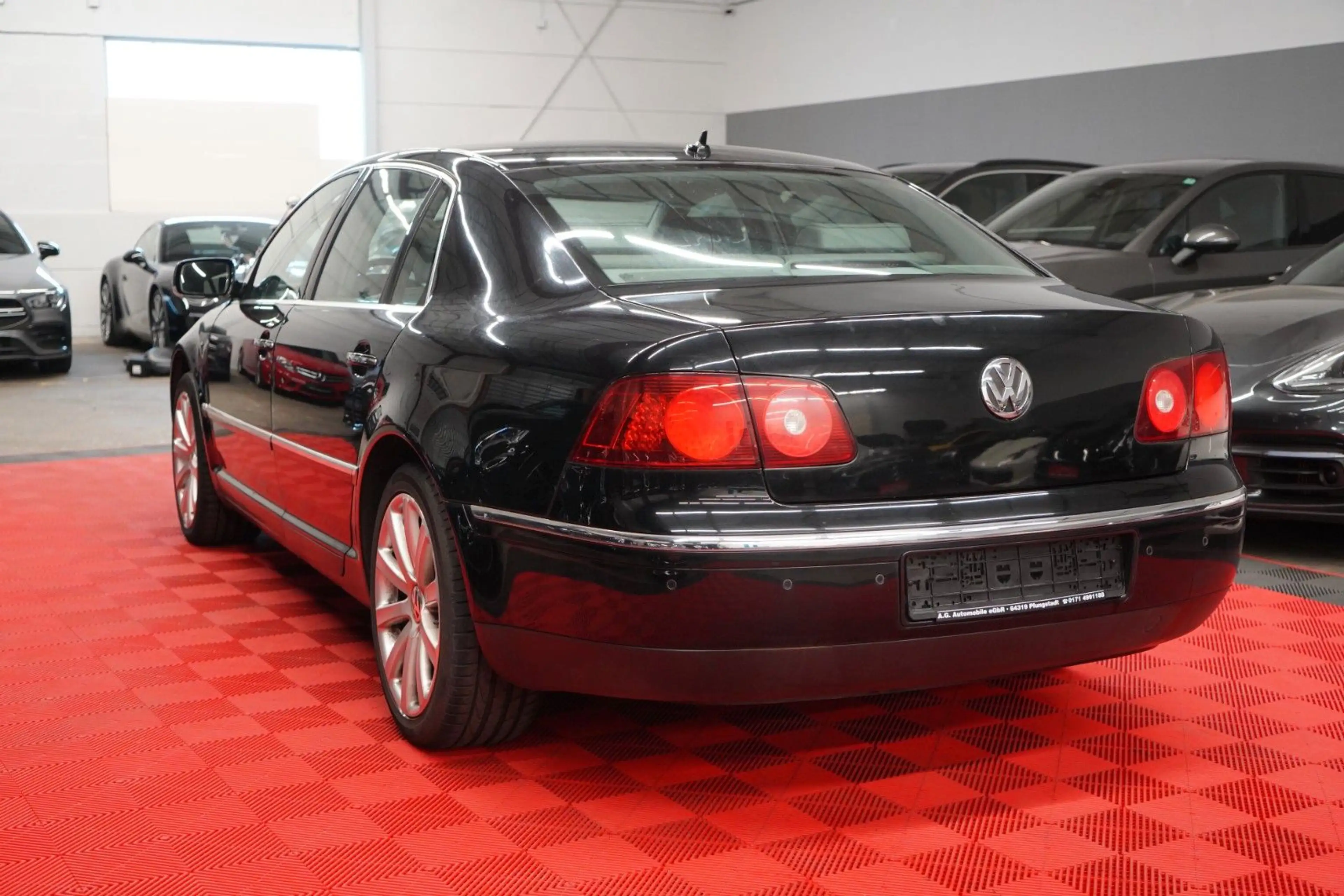 Volkswagen Phaeton 3.0 TDI V6 4Motion — photo 7