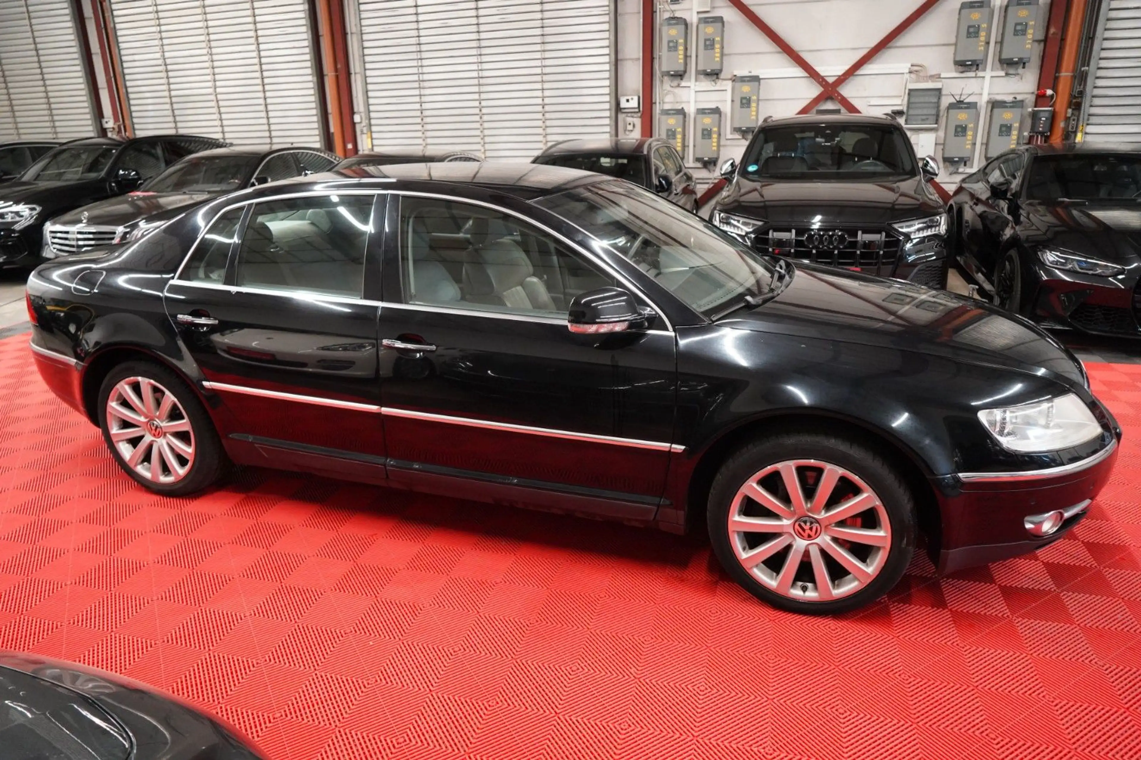 Volkswagen Phaeton 3.0 TDI V6 4Motion — photo 4