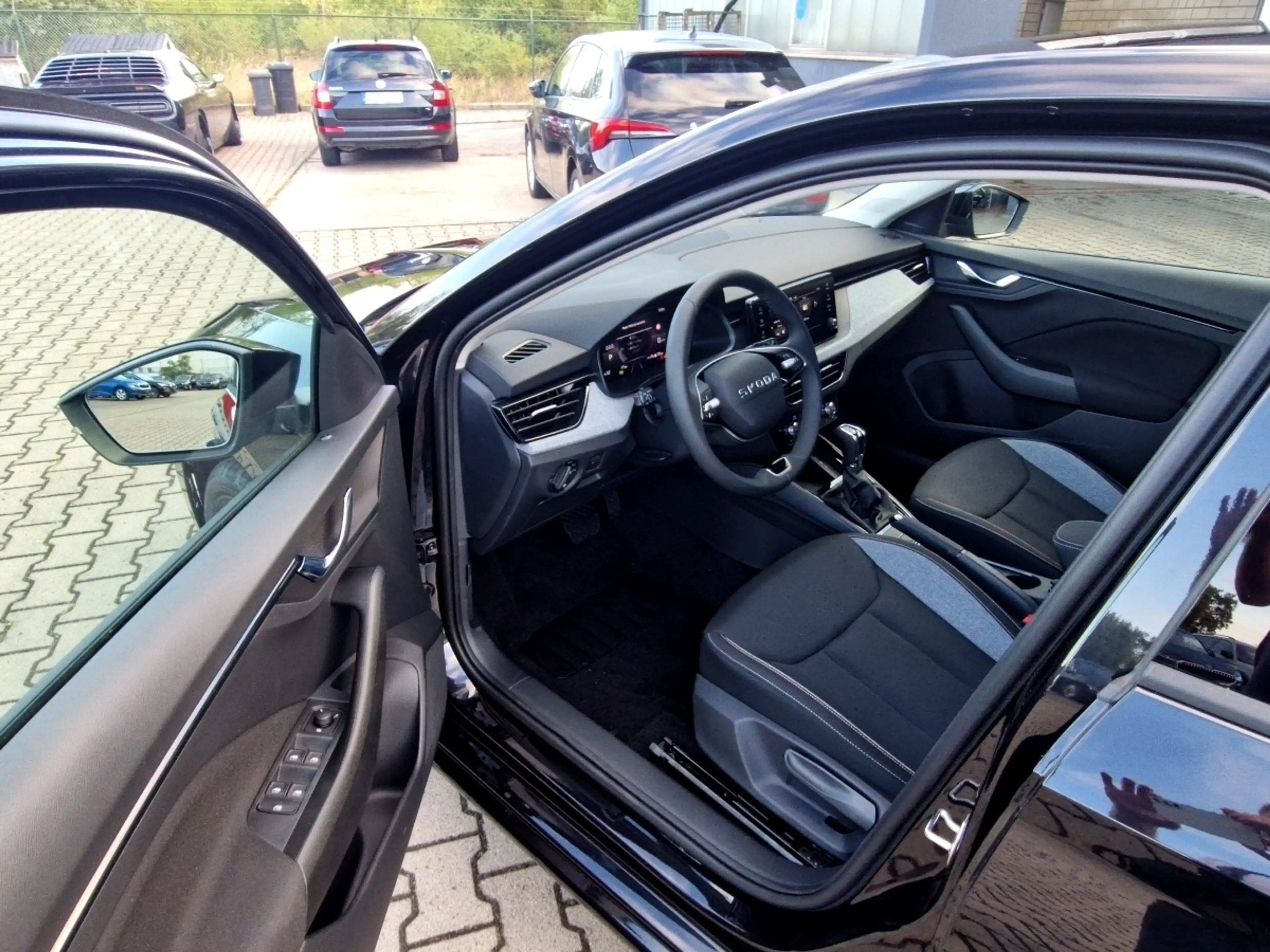 Skoda Scala 1.0 TSI Selection DSG LED Sitzhzg Klimaautoma — photo 8
