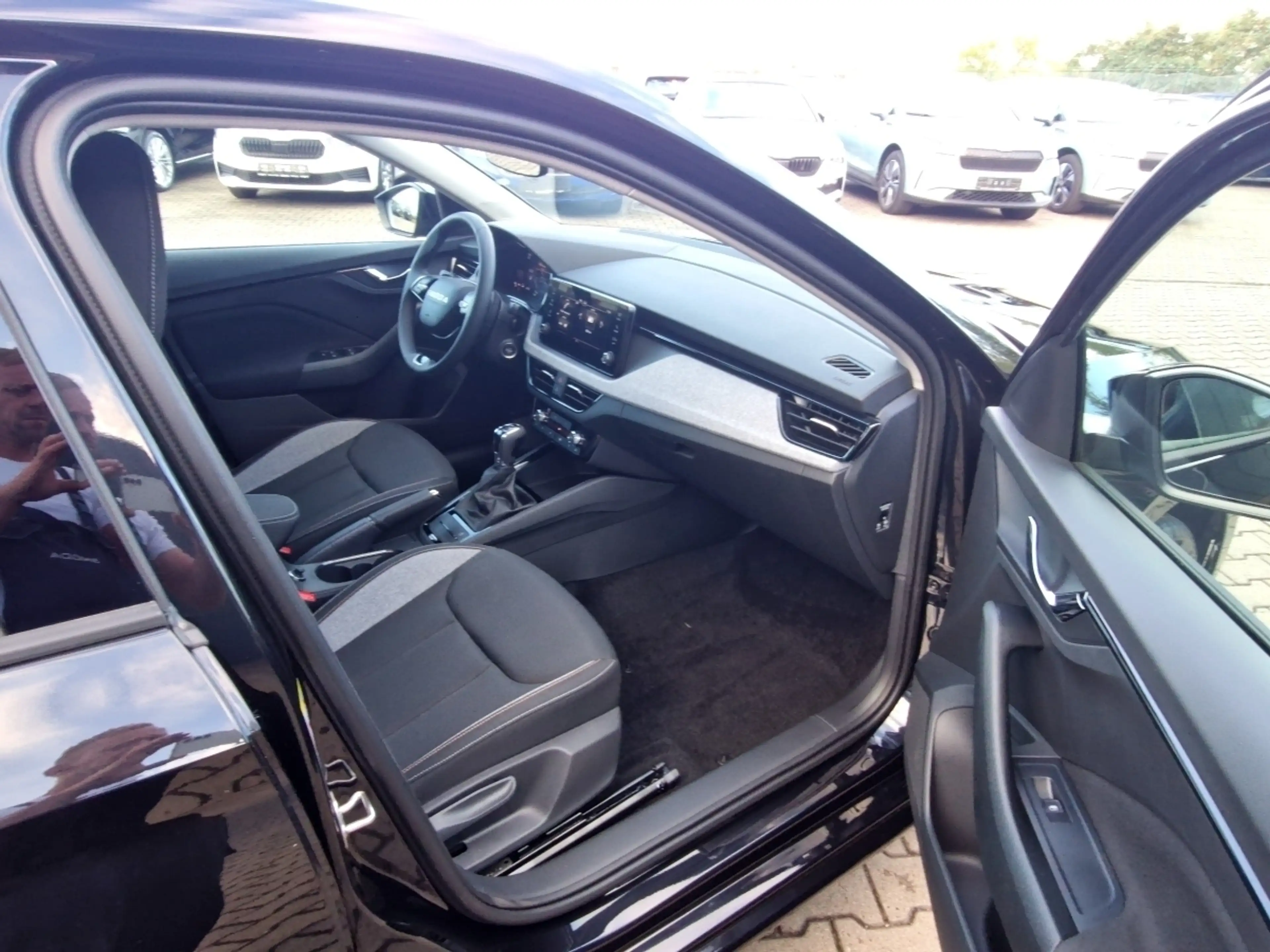 Skoda Scala 1.0 TSI Selection DSG LED Sitzhzg Klimaautoma — photo 9