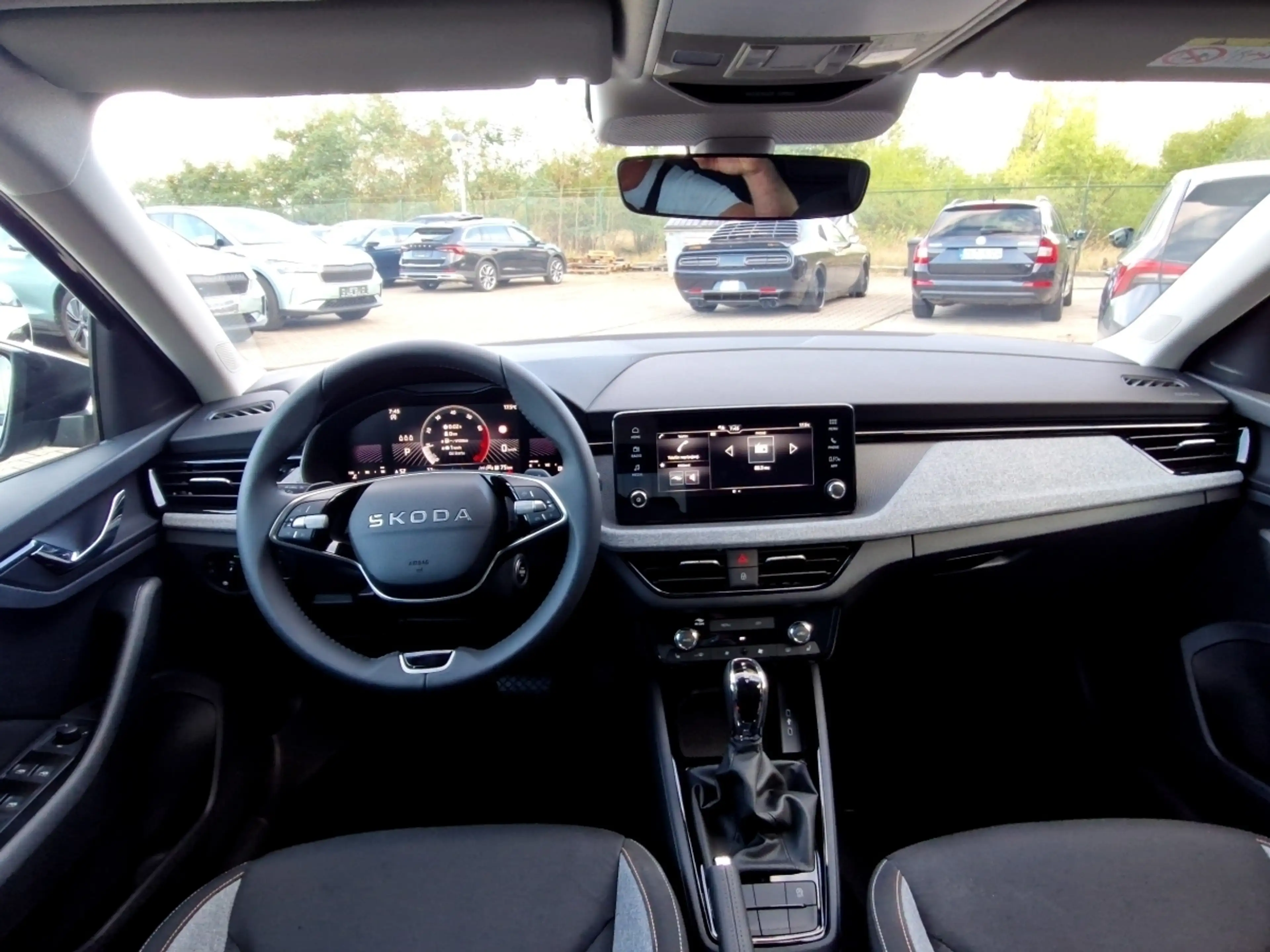 Skoda Scala 1.0 TSI Selection DSG LED Sitzhzg Klimaautoma — photo 11