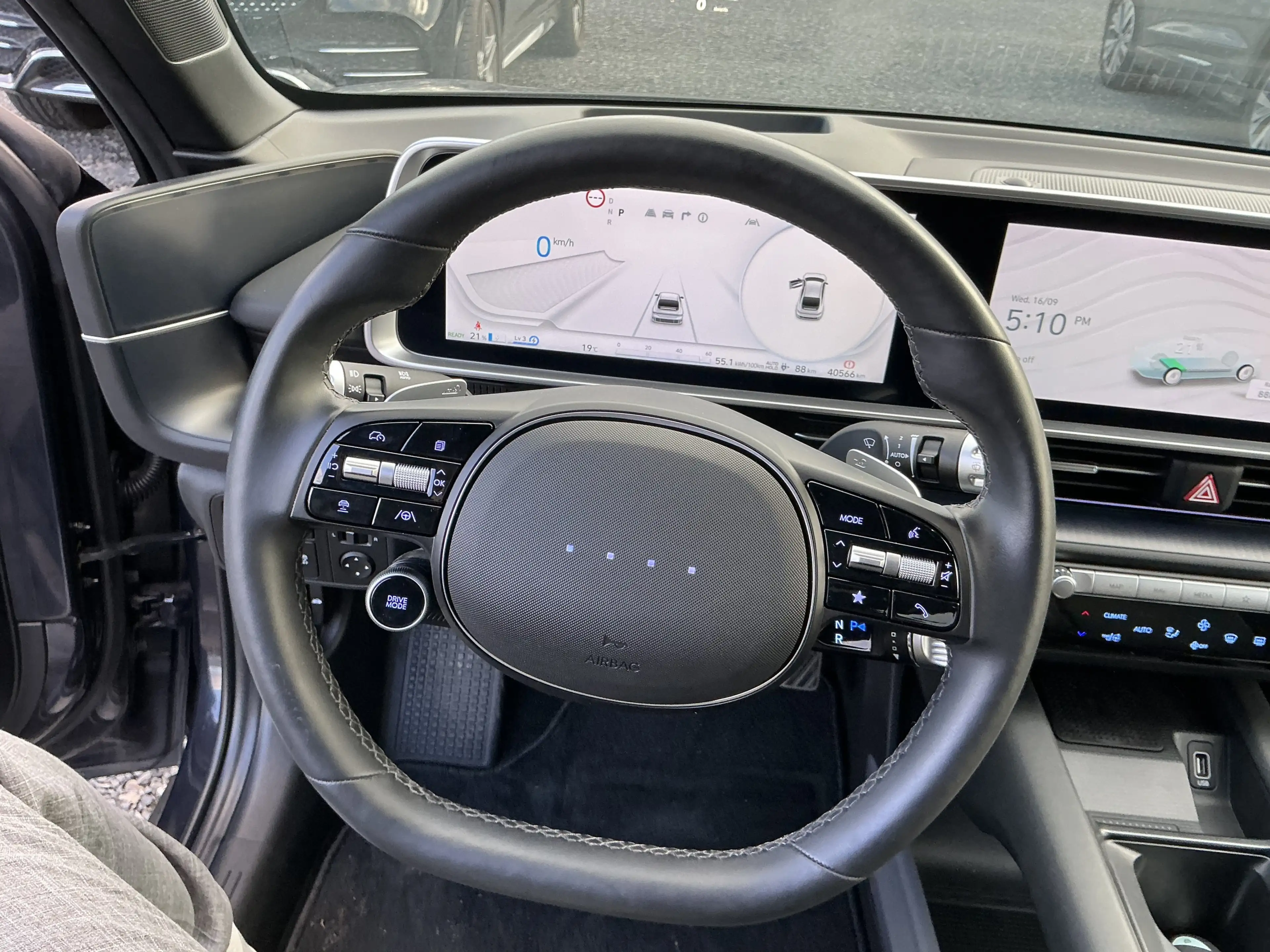 Hyundai IONIQ 6 Uniq Leder Memory BOSE 360Cam HUD 4WD — photo 11