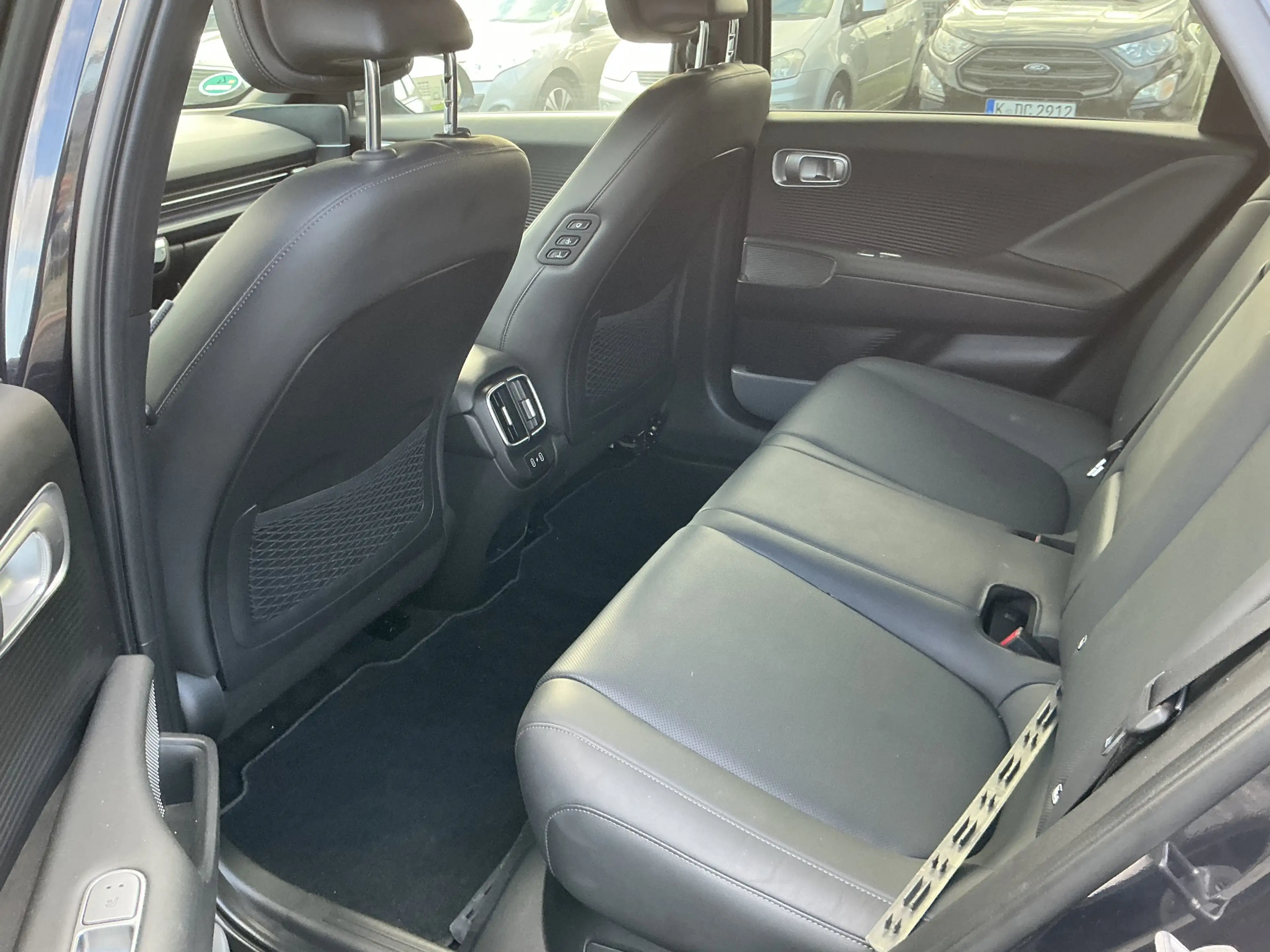 Hyundai IONIQ 6 Uniq Leder Memory BOSE 360Cam HUD 4WD — photo 5