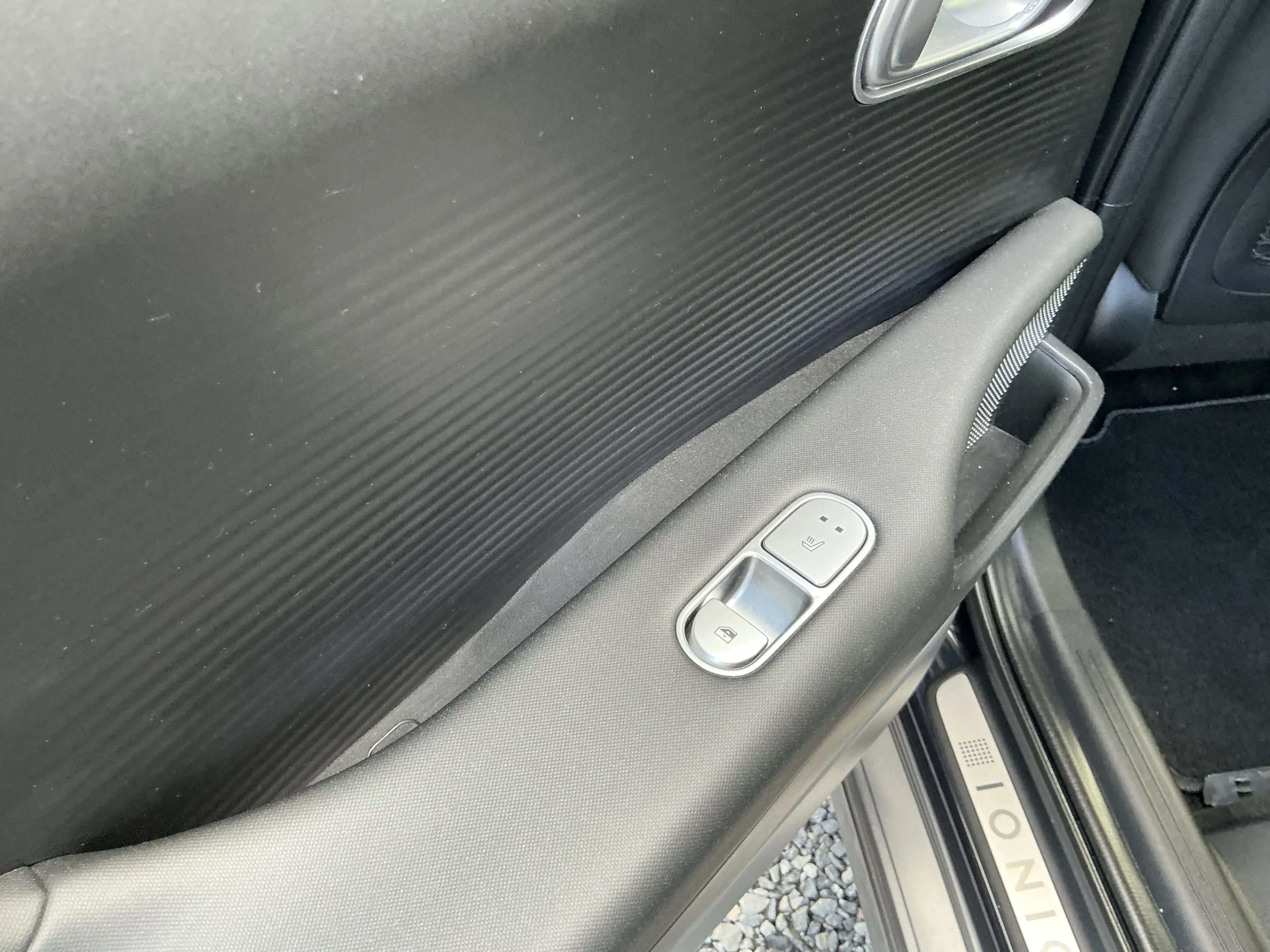 Hyundai IONIQ 6 Uniq Leder Memory BOSE 360Cam HUD 4WD — photo 6