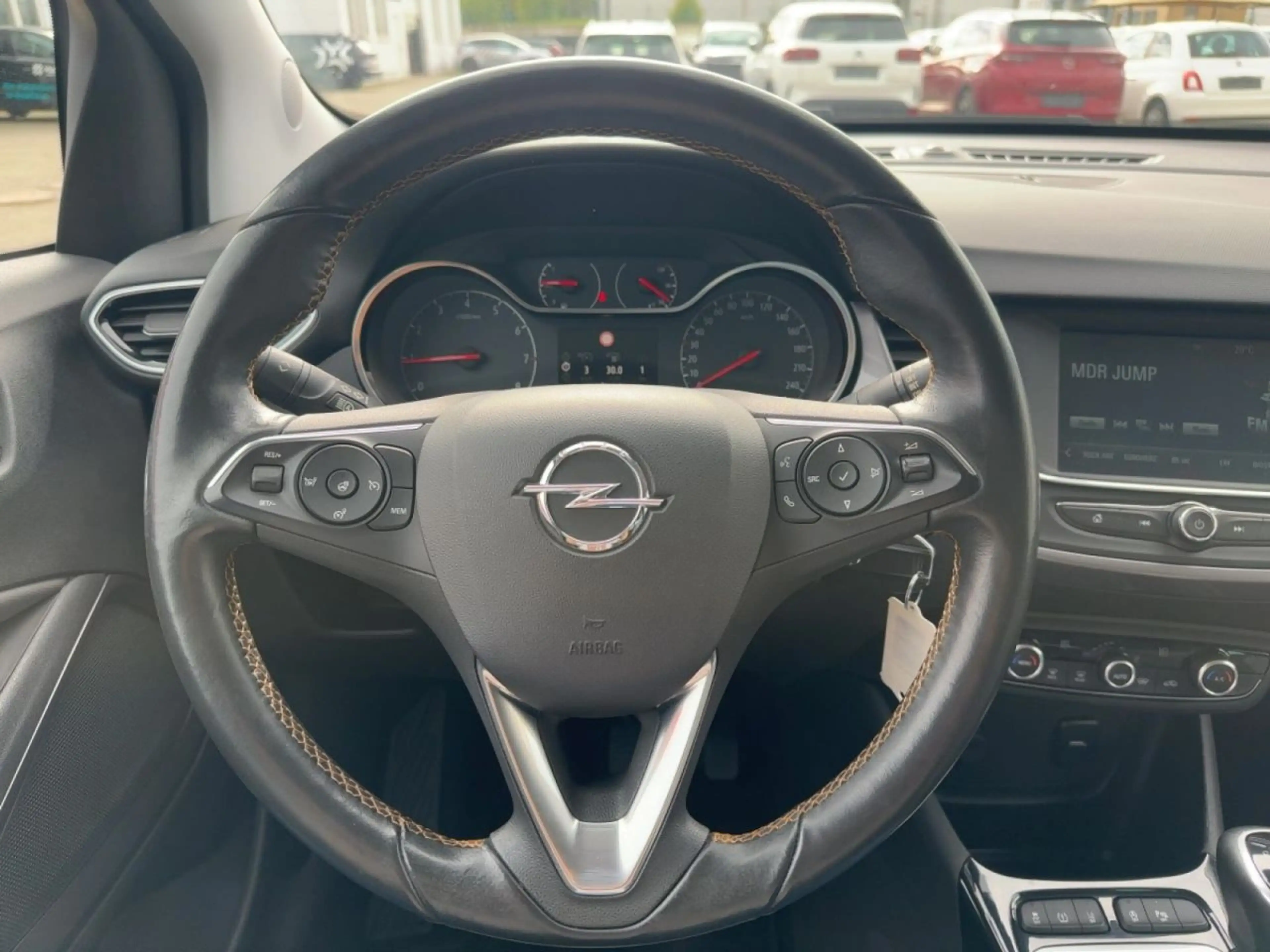 Opel Crossland Innovation, PDC — photo 13