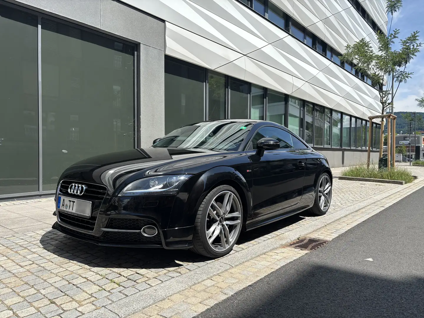 Audi TT TT Coupe 2.0 TDI quattro Чёрный - 2