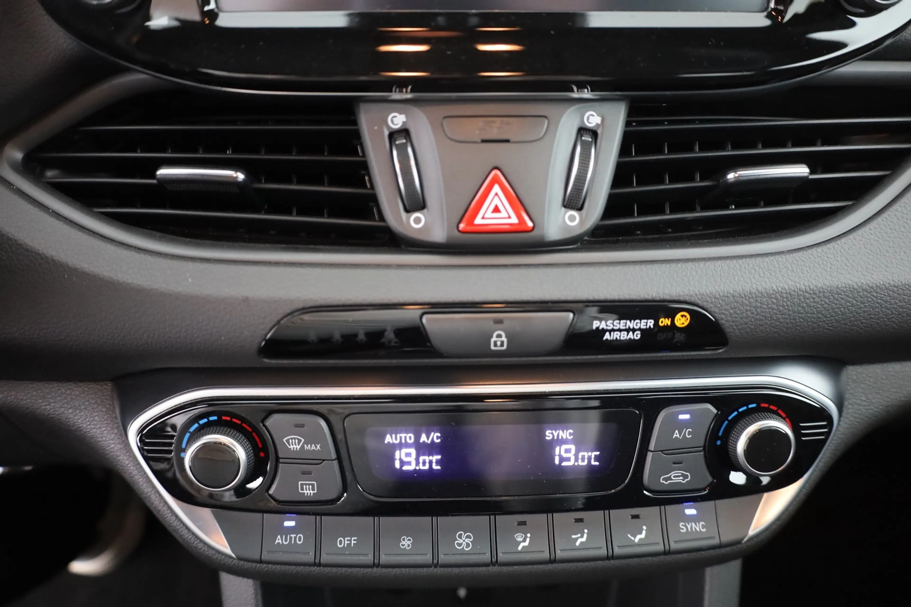 Hyundai i30 2.0 T-GDI N Performance LED Navi Kamera DAB — photo 12