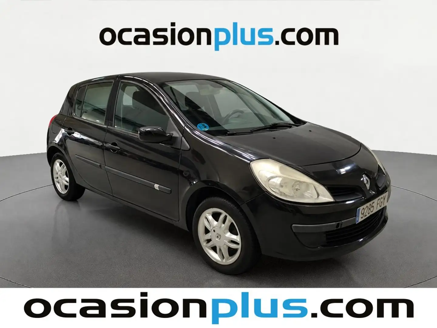 Renault Clio 1.4 Dynamique Negro - 2