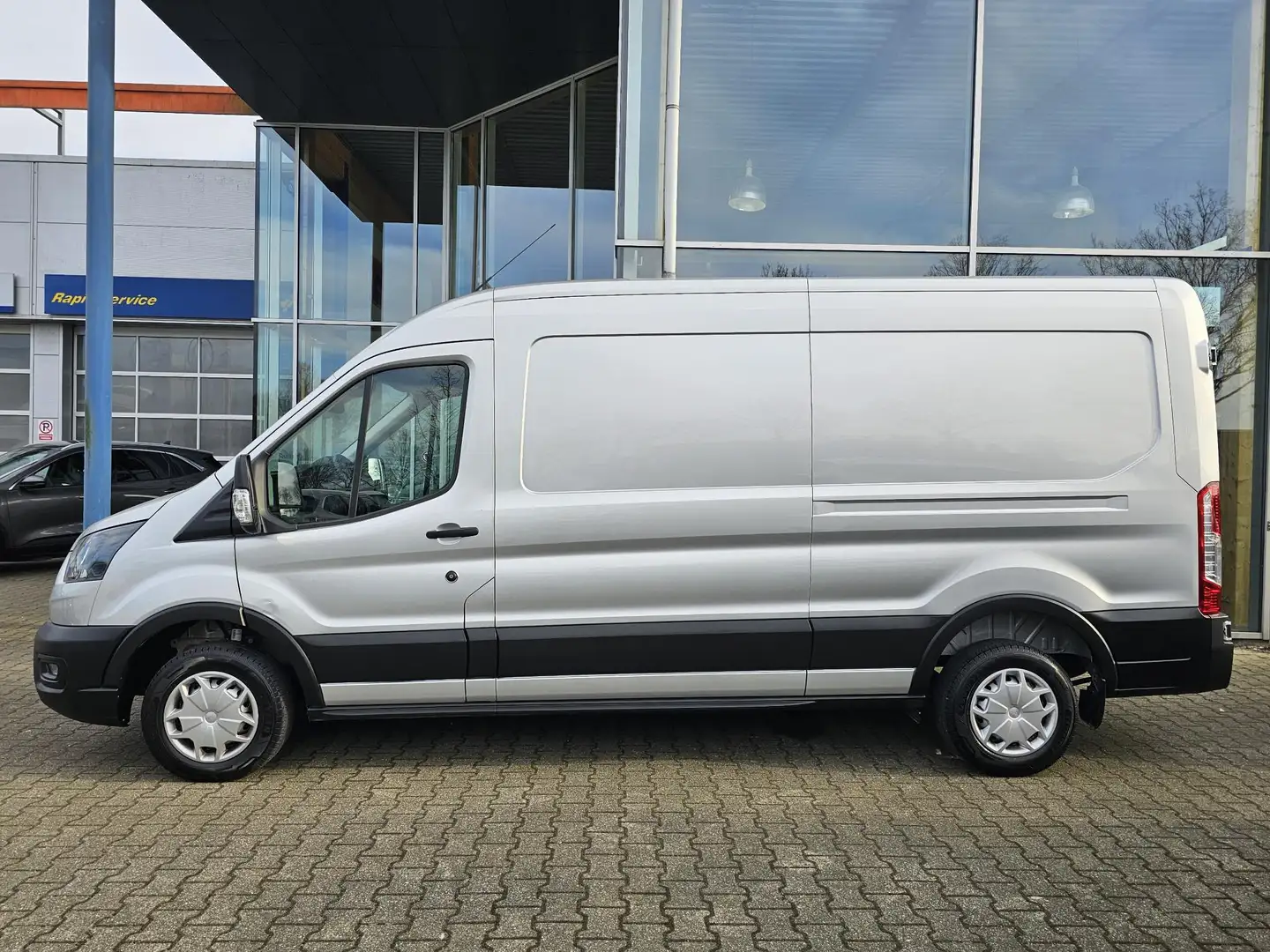 Ford Transit 310 2.0 TDCI L3H2 Trend 170pk! | Airco | Cruise co Grijs - 2