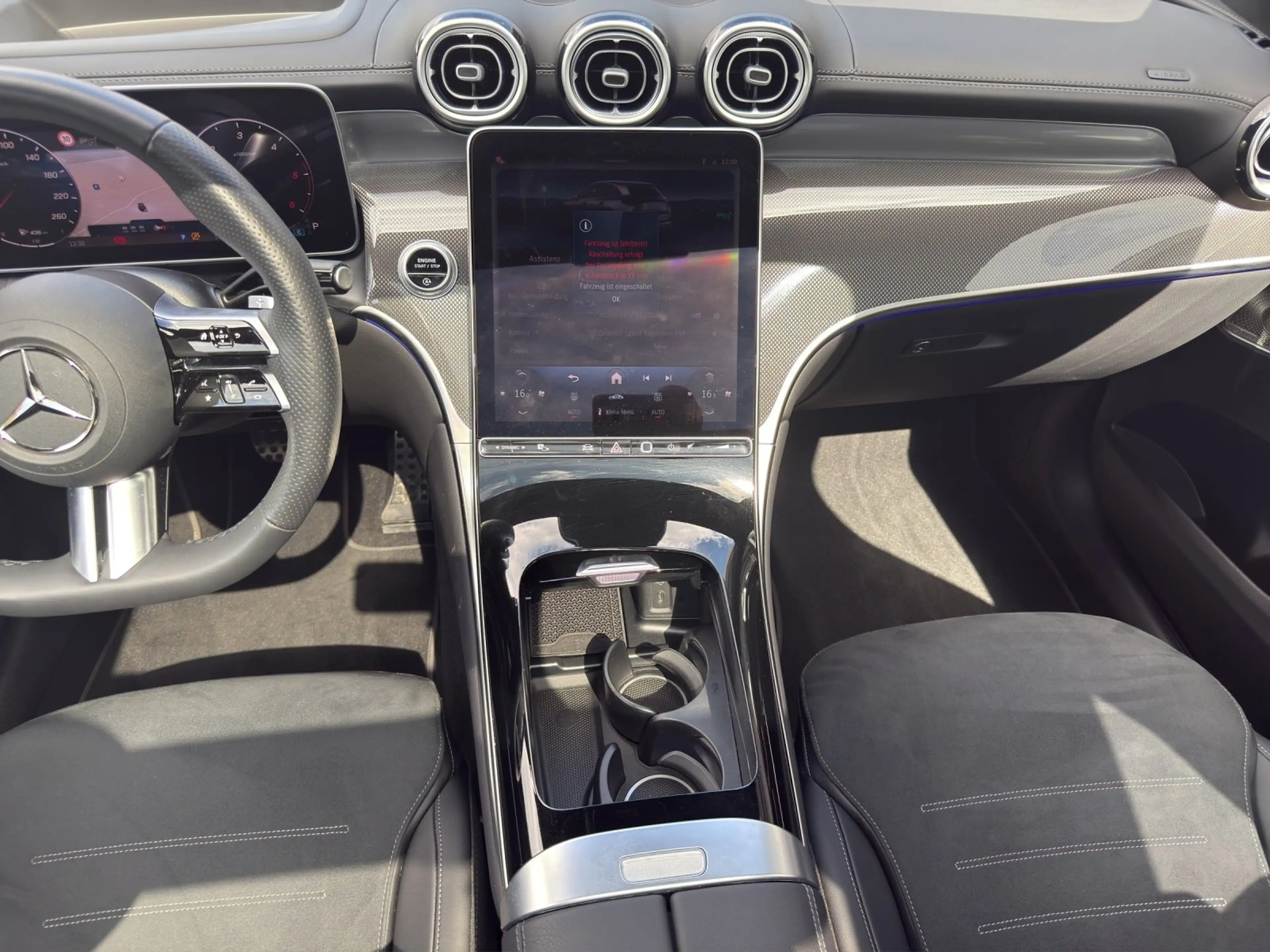 Mercedes-Benz GLC 450 GLC450d AMG Prem+ DISTRO Pano AHK Memo HUD KeyGo — photo 9