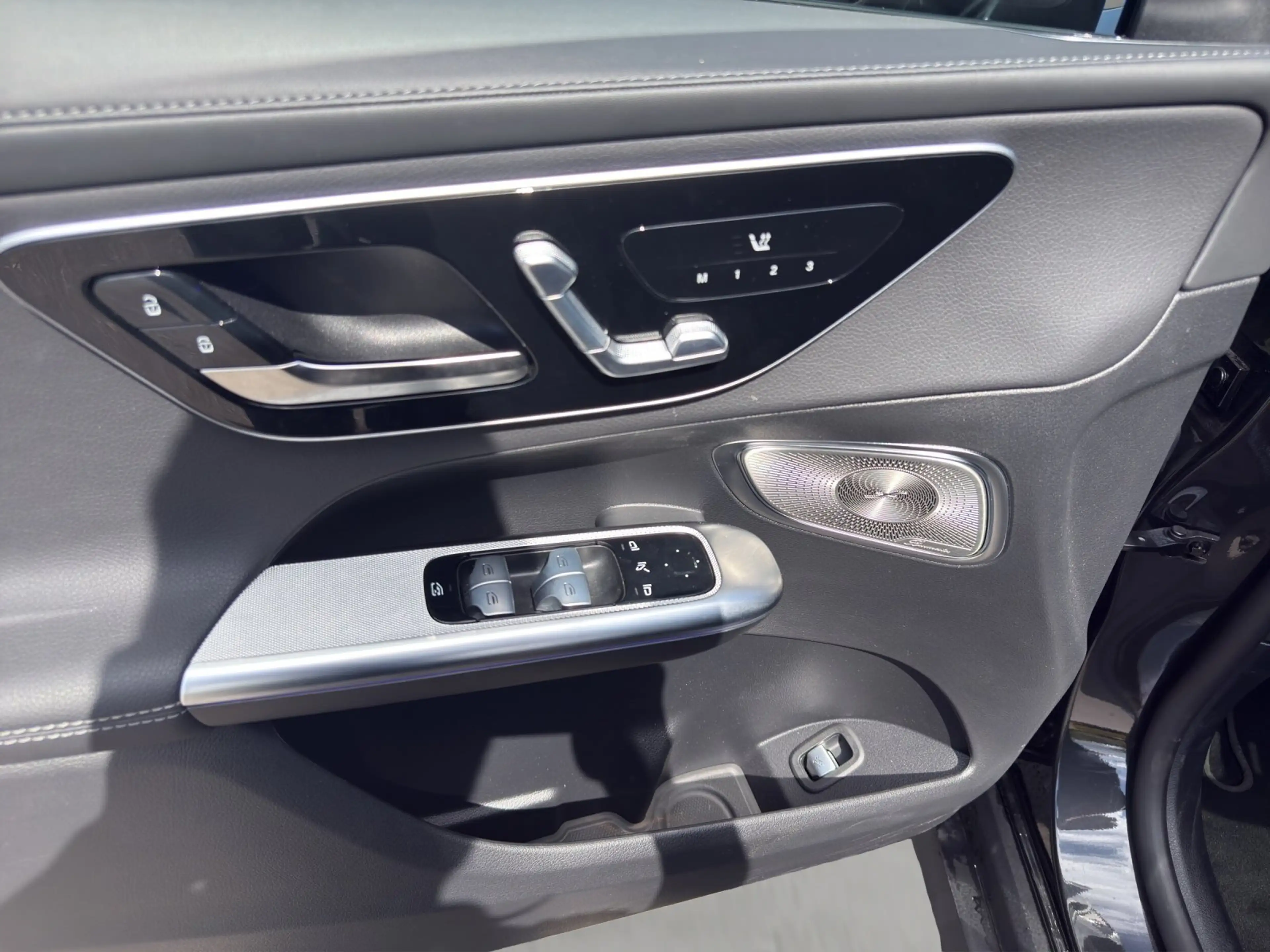 Mercedes-Benz GLC 450 GLC450d AMG Prem+ DISTRO Pano AHK Memo HUD KeyGo — photo 12