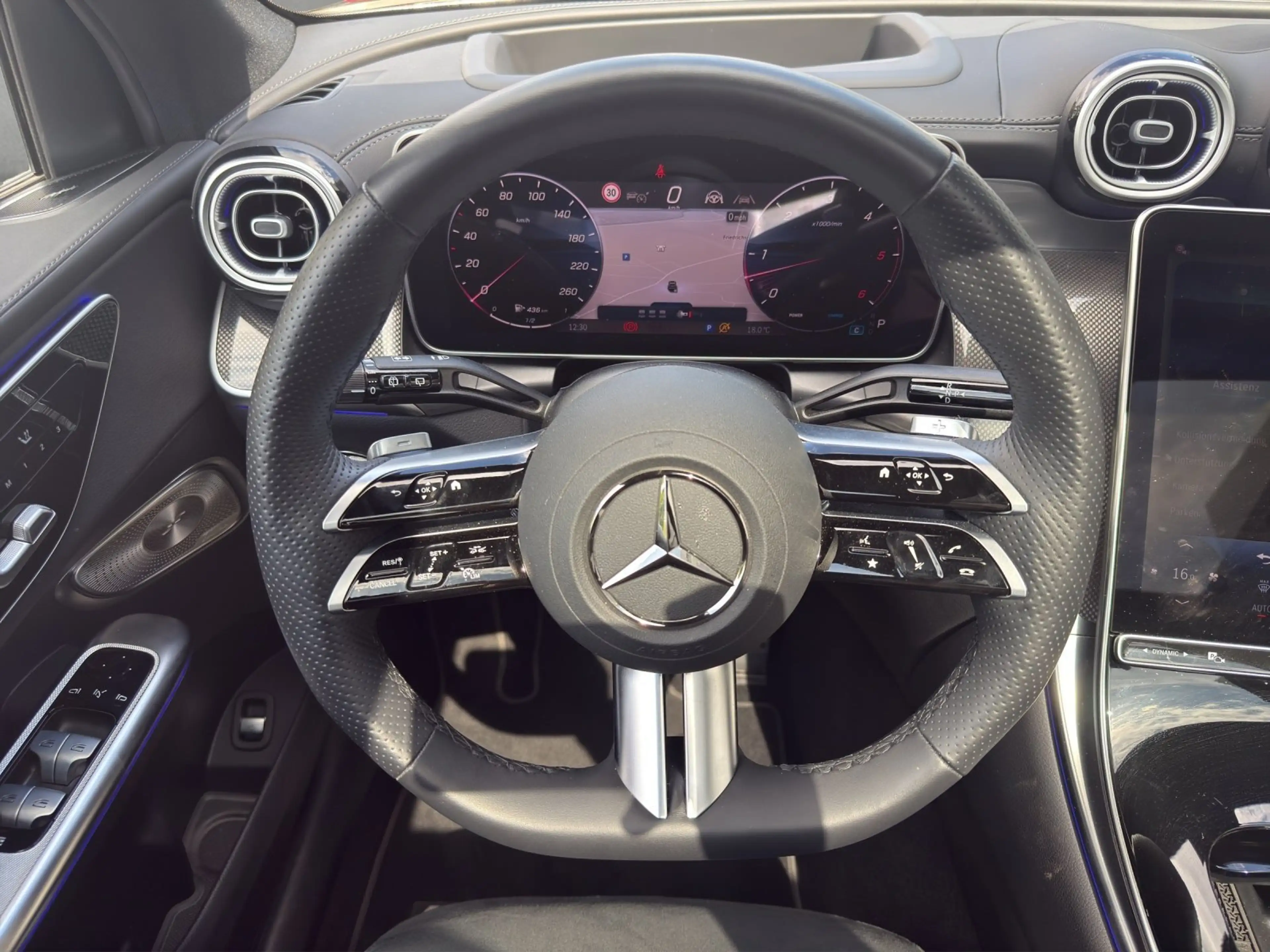 Mercedes-Benz GLC 450 GLC450d AMG Prem+ DISTRO Pano AHK Memo HUD KeyGo — photo 8
