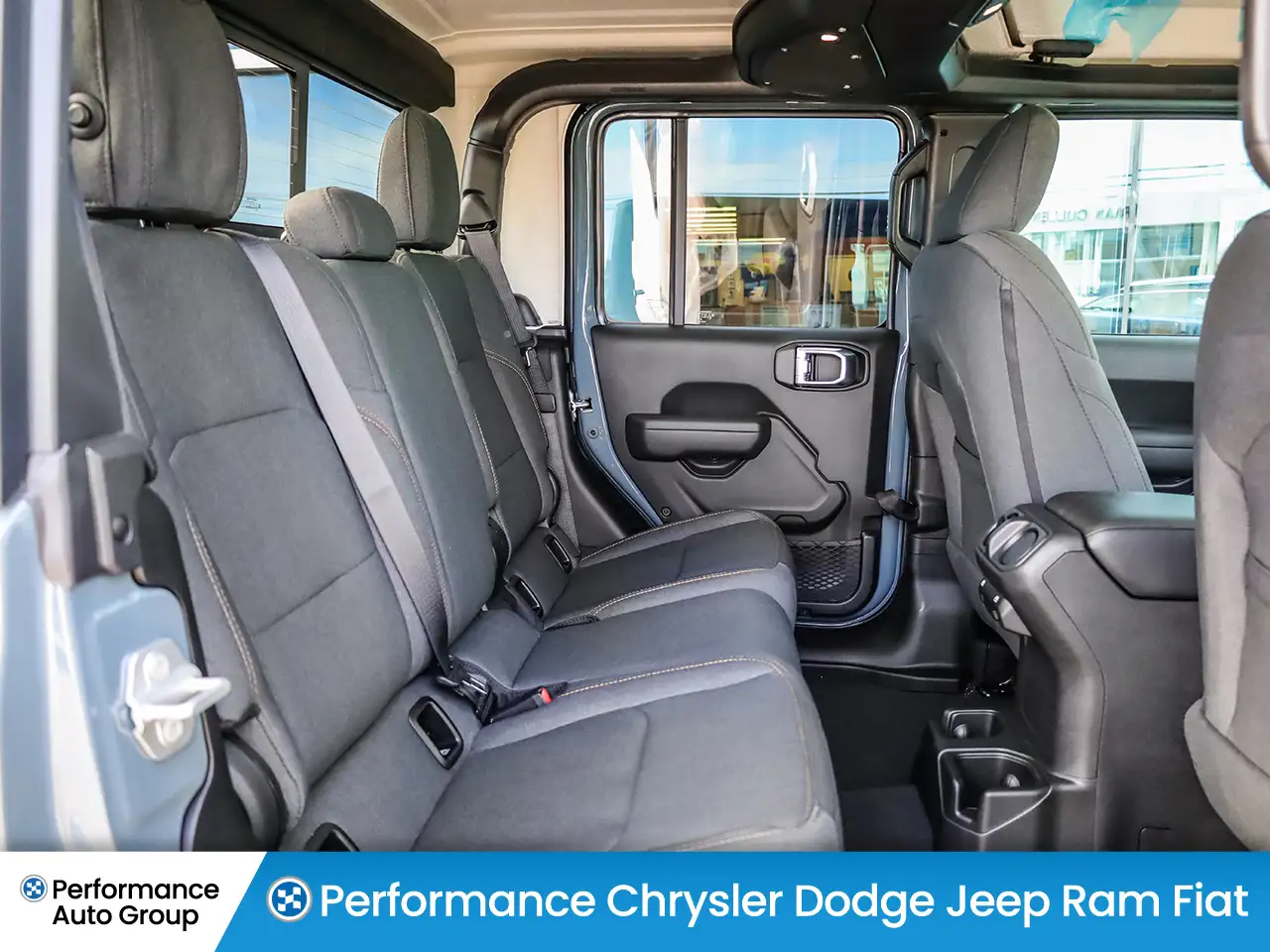 Jeep Gladiator снимка Jeep Gladiator