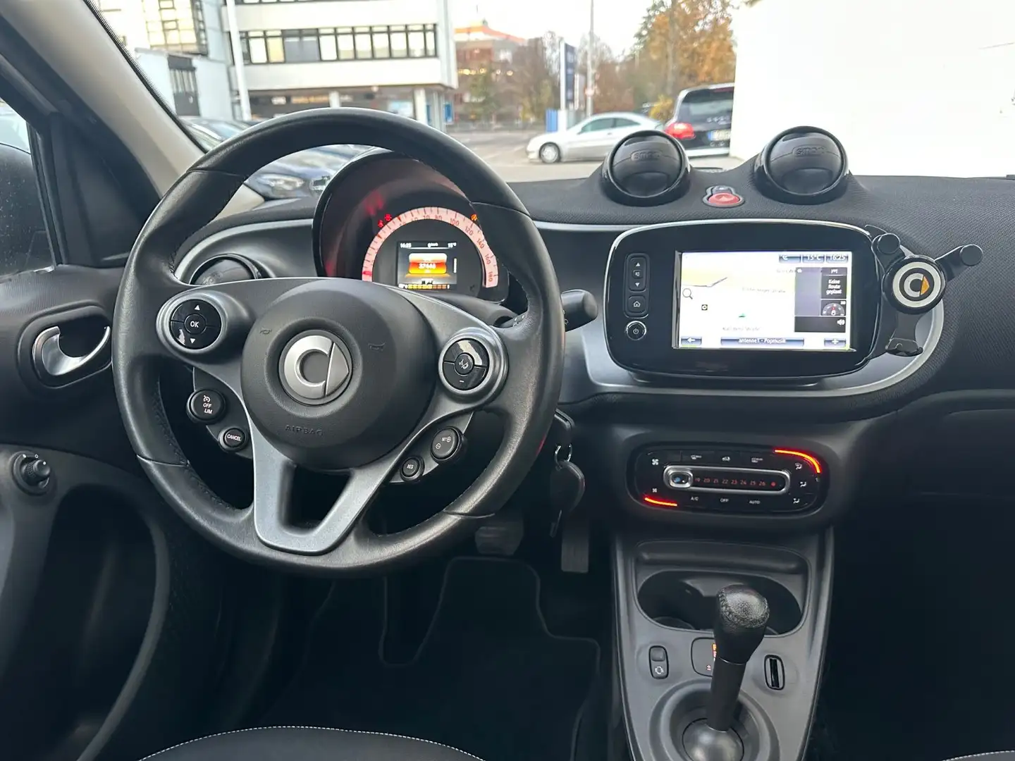smart forFour Passion  Navi  R-Kamera Plateado - 2