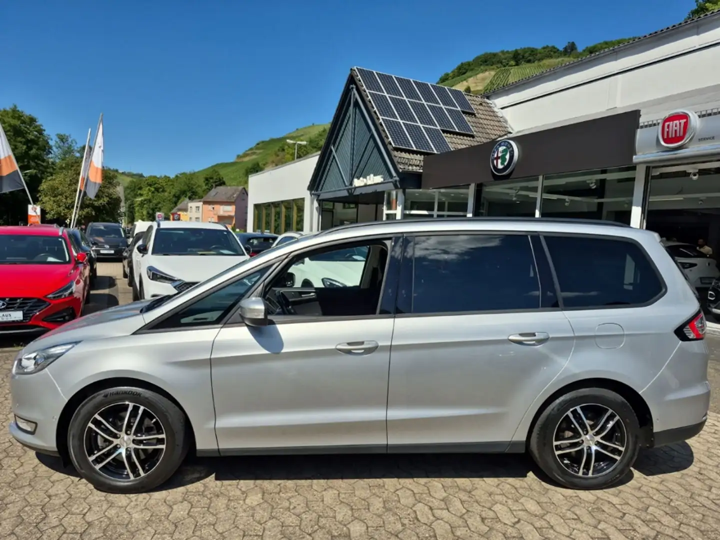 Ford Galaxy 2.0 TDCi Business 7-Sitzer CarPlay Temp SHZ Zilver - 2