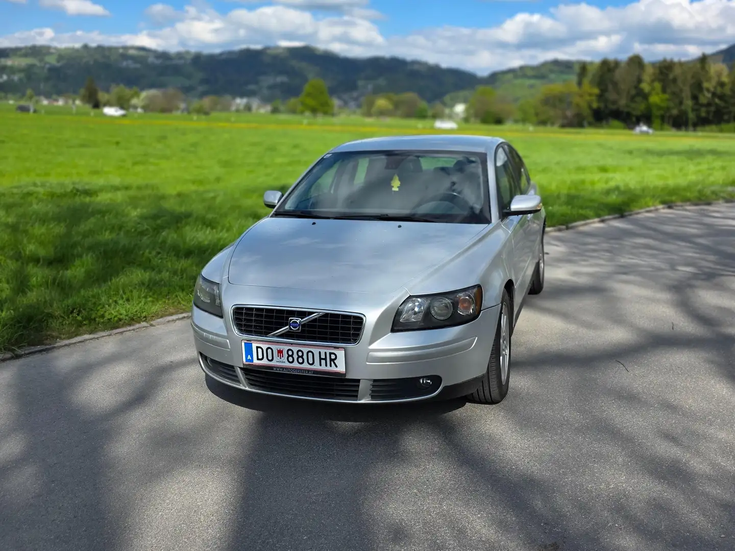 Volvo S40 S40 2,0 D Silber - 1