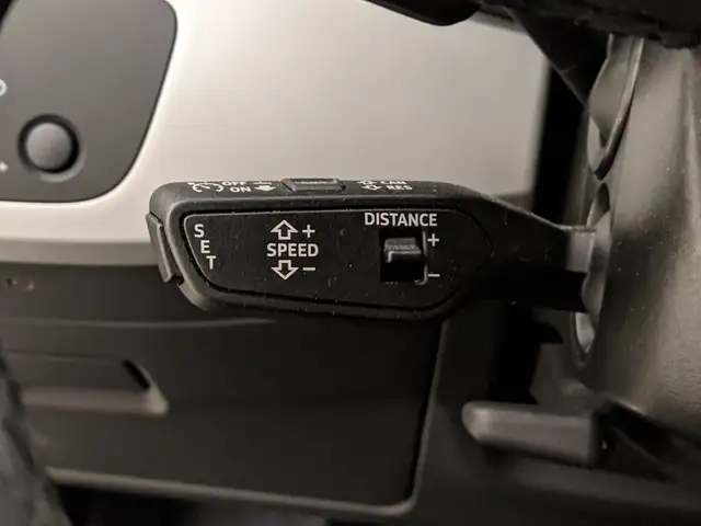 Audi A4 view 8