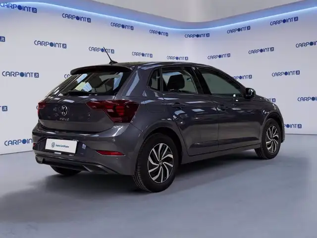 Volkswagen Polo view 6