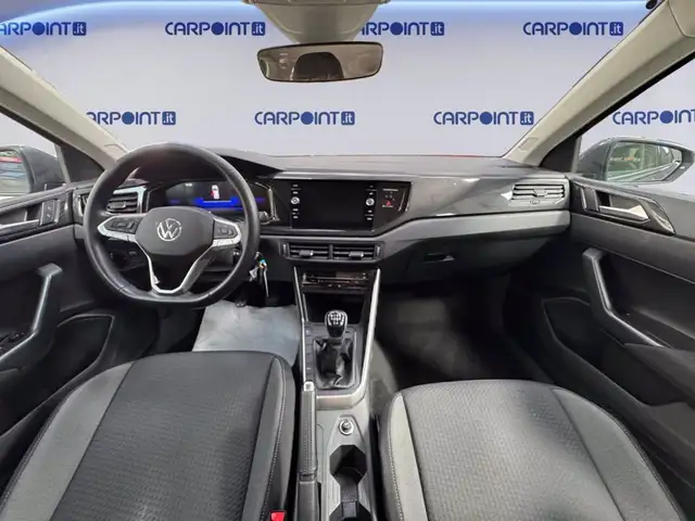 Volkswagen Polo view 11
