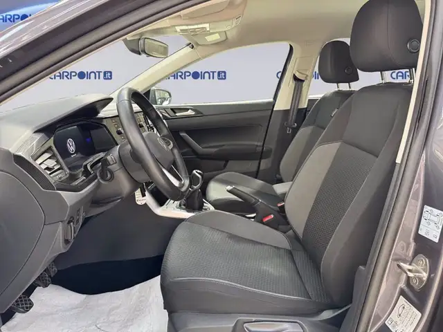 Volkswagen Polo view 10