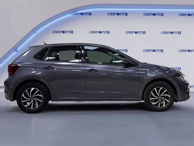 Volkswagen Polo view 7