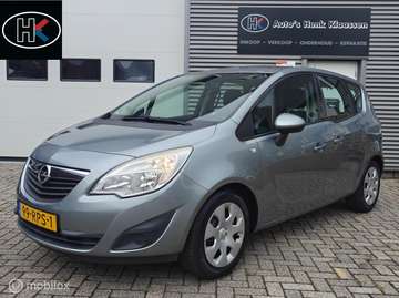 1.4-16v Edition Airco Trekhaak 4-seizoen banden
