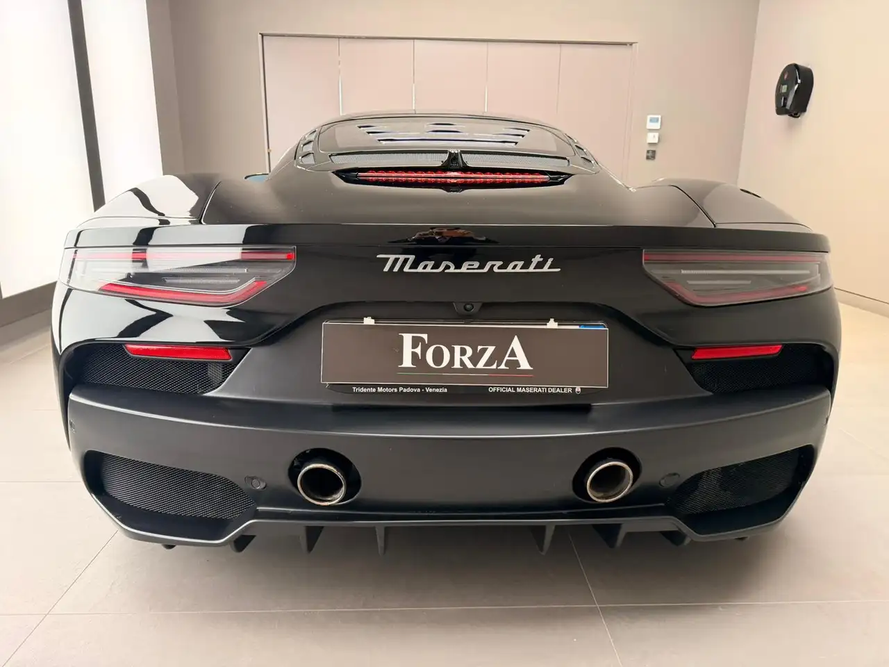 Maserati MC20 2023