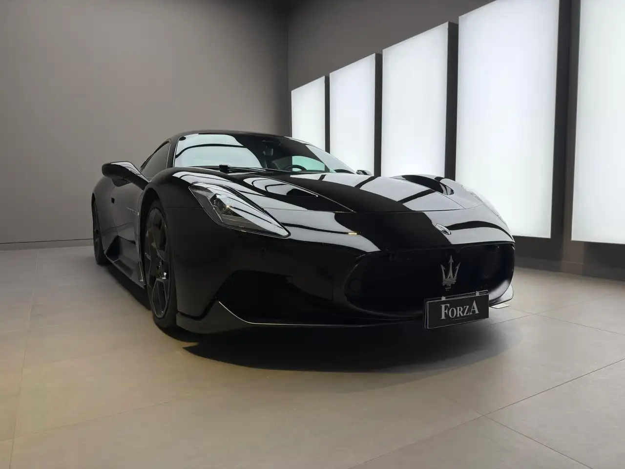 Maserati MC20 2023