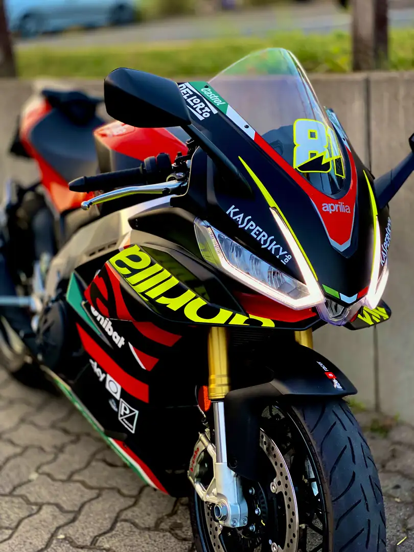 Aprilia RSV4 1100 E5 Negru - 1