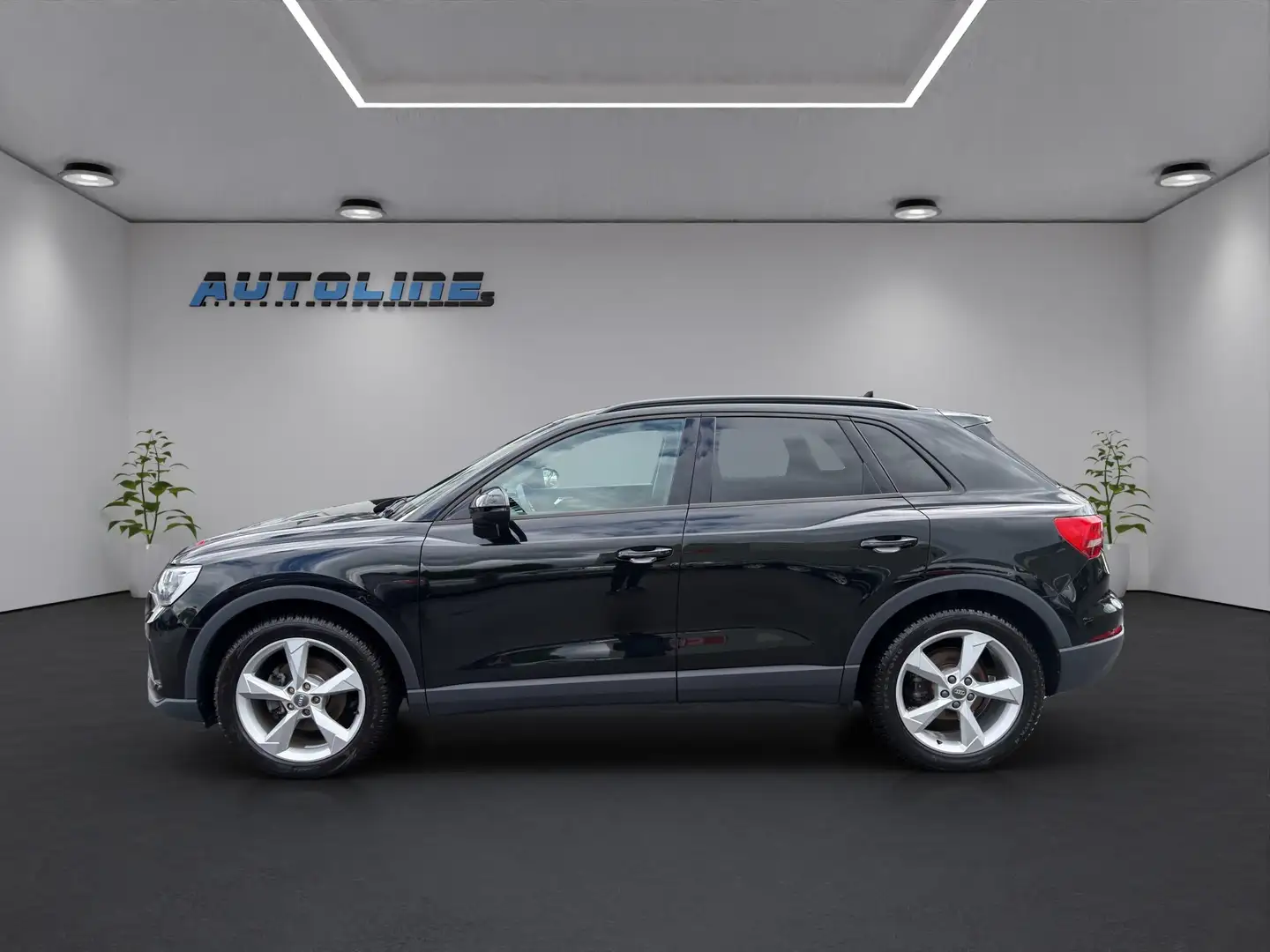 Audi Q3 35 TDI**S-tronic**LEDER**SPUR*MwSt Schwarz - 2