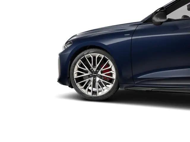 Audi A5 view 4
