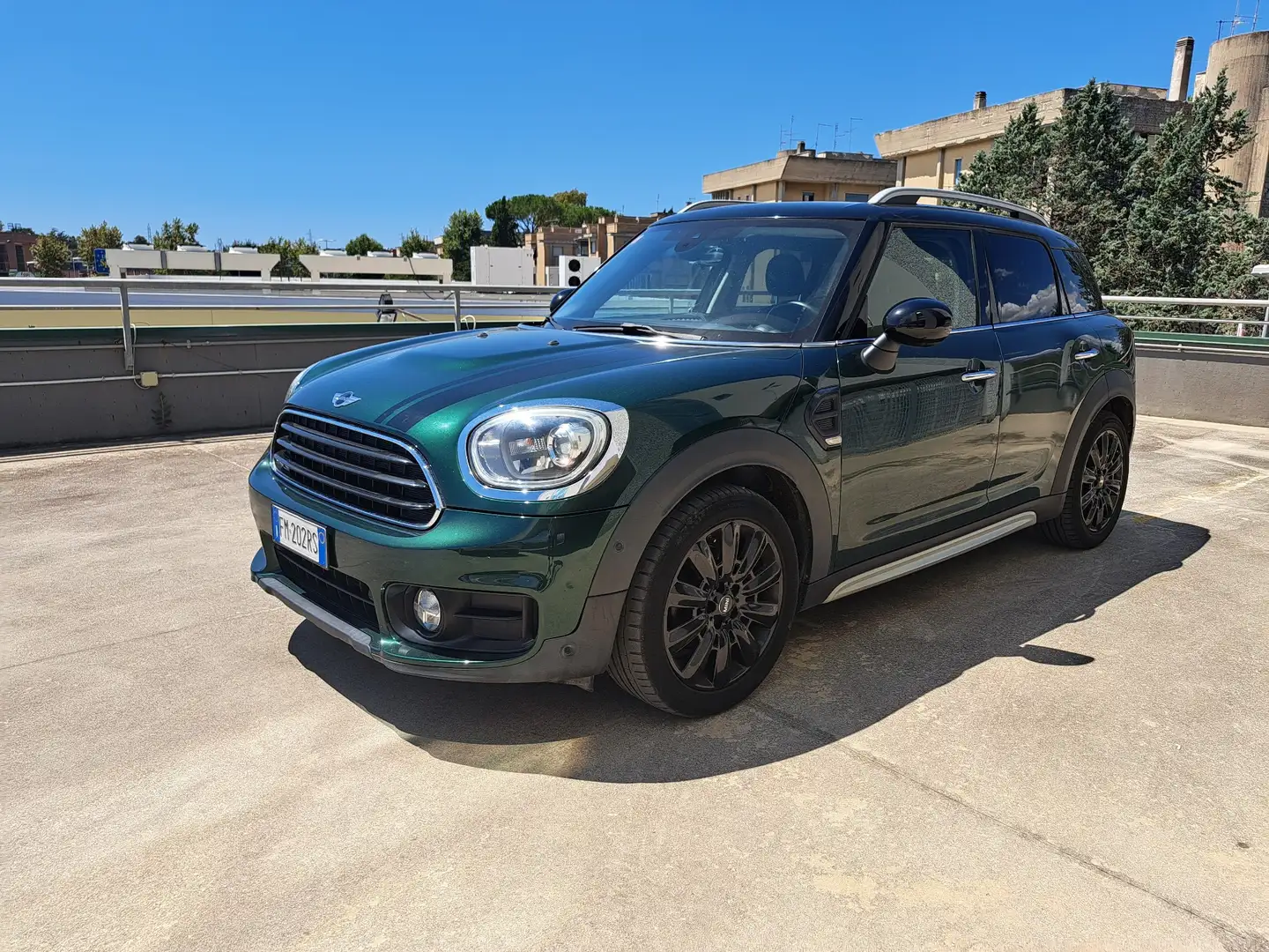 MINI Countryman D hype zelena - 1