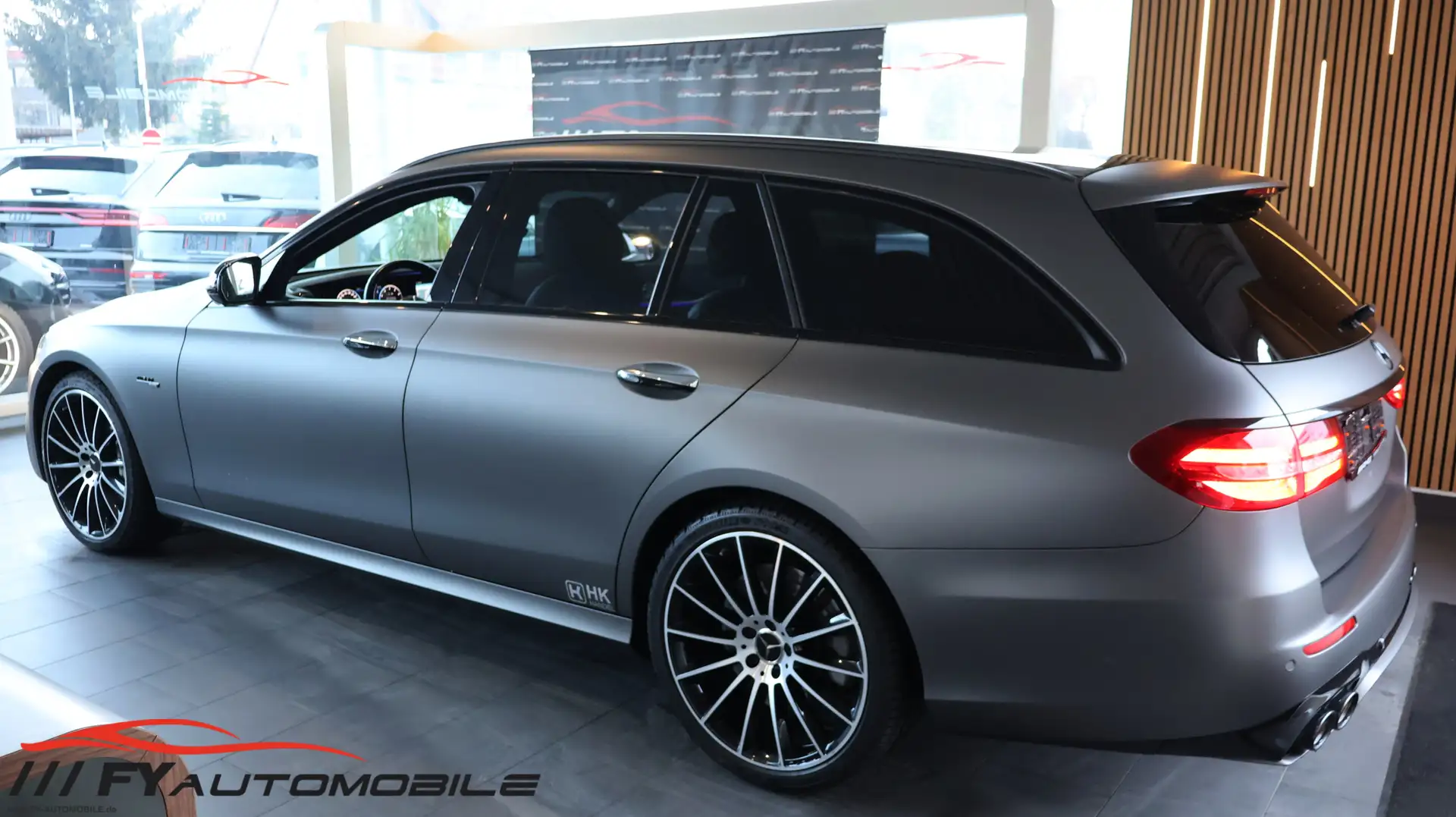 Mercedes-Benz E 53 AMG E 53 AMG 4Matic+ Service Neu*AHK* Luft* Noir - 2