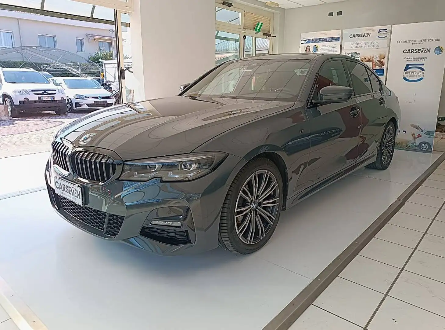 BMW 318 318d mhev 48V MSport auto Grijs - 1